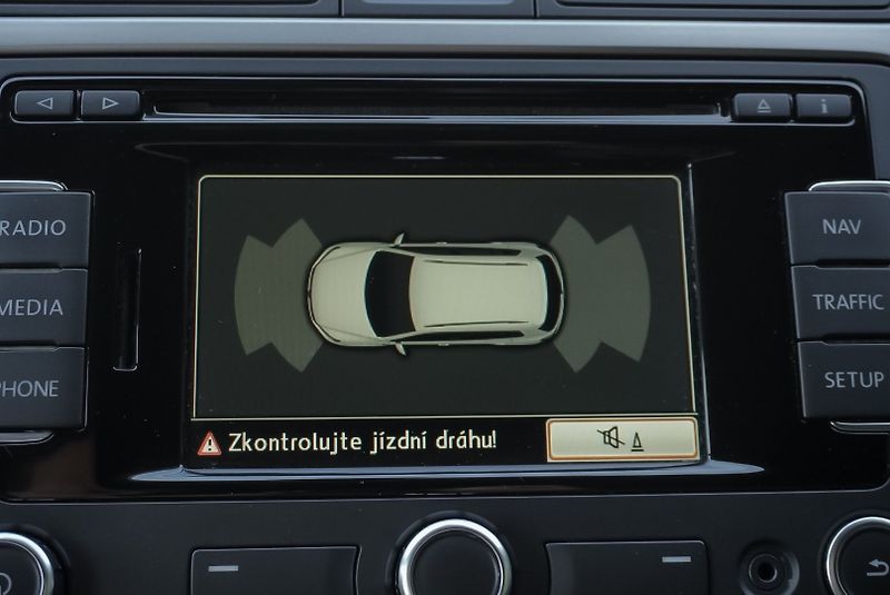 Volkswagen Tiguan 1.4 TSI LIVE - fotka 18 z 40