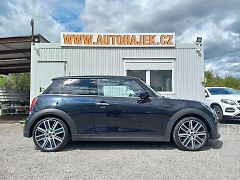Mini Cooper (2021) 1.5i 100kW  - fotografie inzerátu