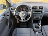 Volkswagen Golf (2011) VI 1,4i16V STYLE 1 MAJITEL - náhled 37