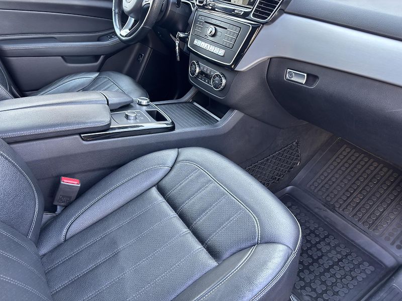 Mercedes-Benz GLE (2016) 250CDI, MATIC,150kW, serviska - fotka 11 z 18