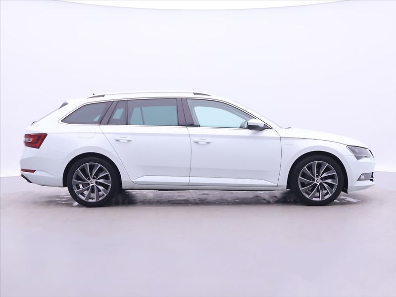 Škoda Superb 2,0 TDI 140kW DSG L&K Xenon - fotka 8 z 46