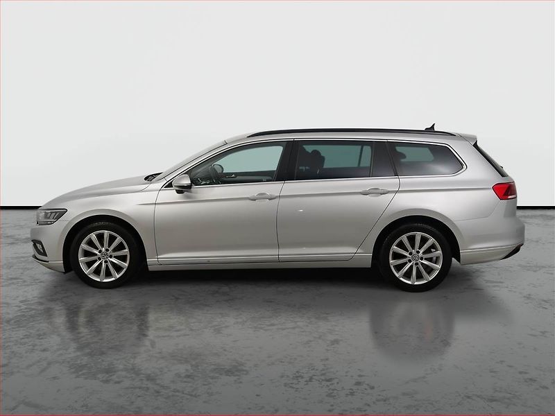 Volkswagen Passat (2019) Comfortline 2.0 TDI, Automat - fotka 3 z 13