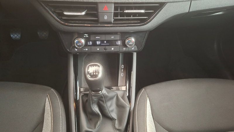 Škoda Kamiq (2025) SELEC TSI 85/1.0 M6F - fotka 20 z 23