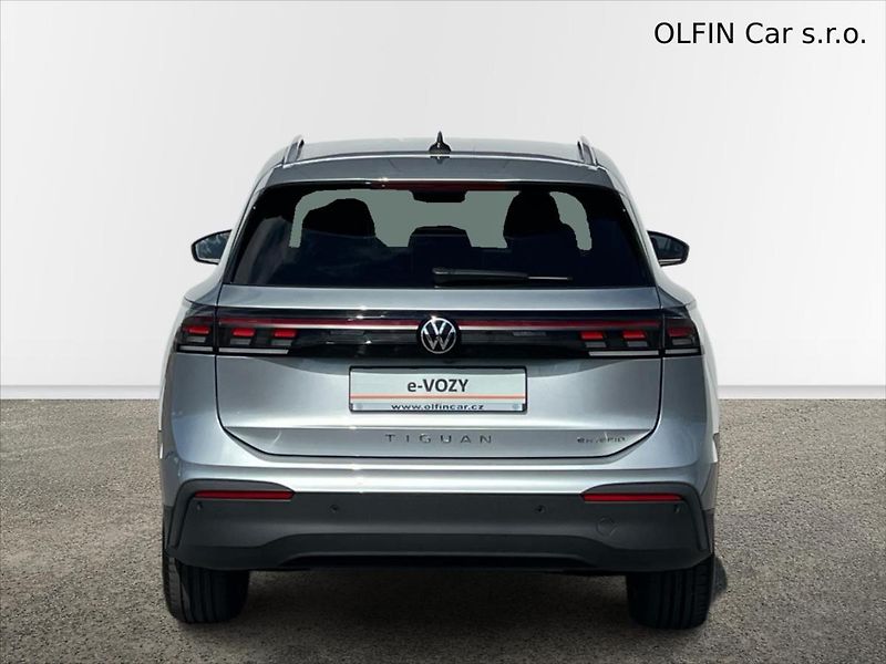 Volkswagen Tiguan 1,5 TSi 110kW 6DSG PEOPLE PHEV - fotka 8 z 29