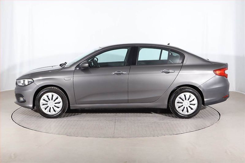 Fiat Tipo (2016) 1.4 16V, Serv.kniha - fotka 3 z 19