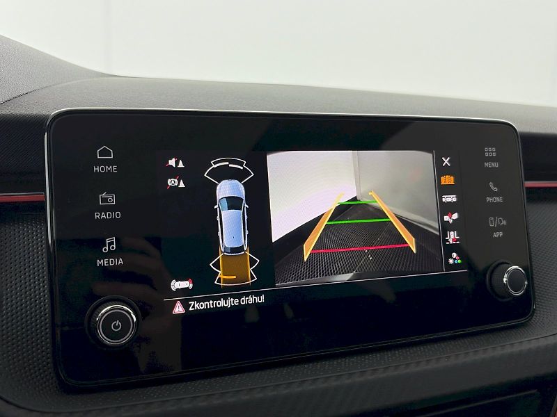 Škoda Scala (2025) DSG 1.0TSI 85kW Monte Carlo - fotka 11 z 33