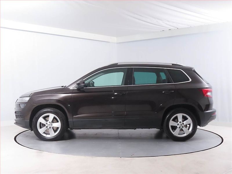 Škoda Karoq (2019) Style Plus 2.0 TDI, Automat - fotka 3 z 23