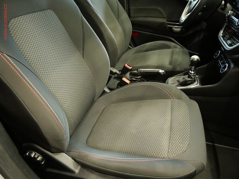Ford Fiesta (2018) 1.0EB, ČR, AC, výhřev sed. - fotka 11 z 23