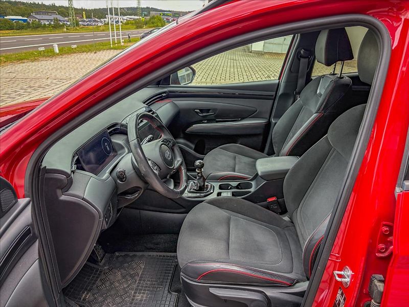 Hyundai Tucson 1,6 T-GDI N-line - fotka 10 z 19