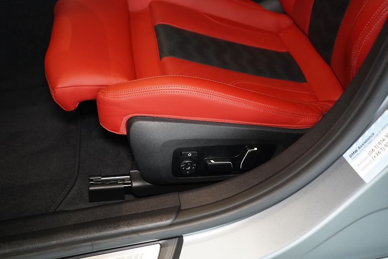 BMW M3 Competition M xDrive Touring - fotka 24 z 50
