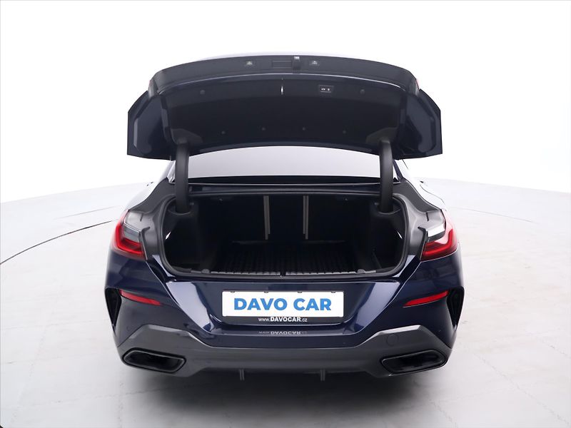 BMW Řada 8 3,0 840i 245kW Gran Coupe DPH - fotka 9 z 49