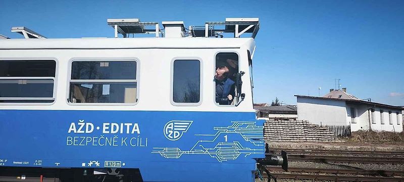 Seznamte se s Editou. Prvním autonomním vlakem s cestujícími na širé trati v Evropě.
