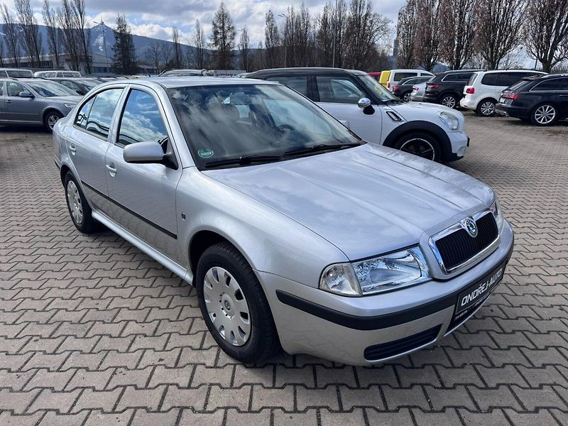 Škoda Octavia (2009) 1,4 16V 55 KW STK 1 MAJ TAŽNÉ - fotka 7 z 50
