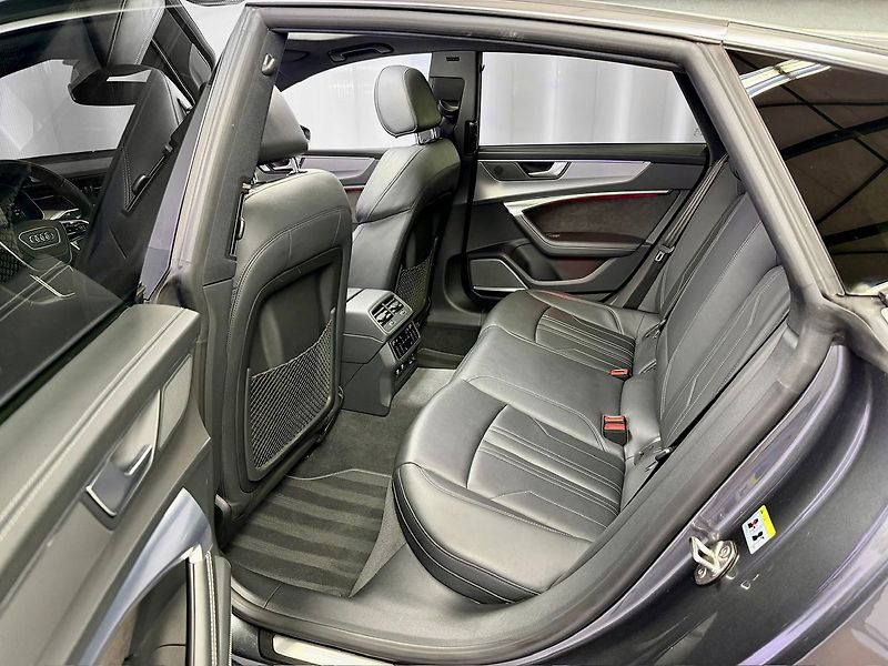 Audi A7 50TDI QUATTRO S-LINE, PANORAMA - fotka 12 z 35