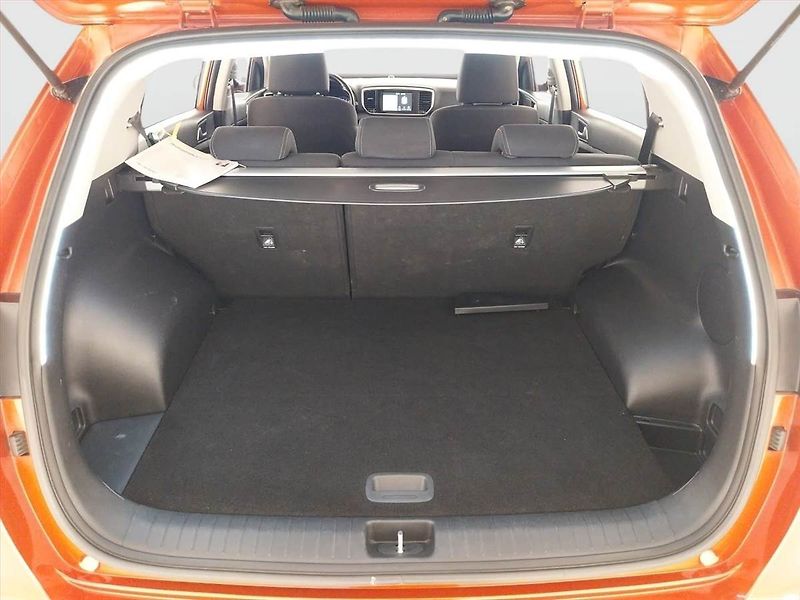 Kia Sportage (2019) 1.6 GDI, Serv.kniha, Navi - fotka 14 z 19