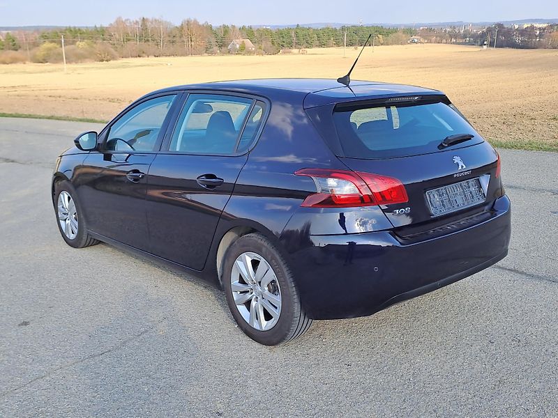 Peugeot 308 (2018) 1.6 HDi SERVISKA PĚKNÝ STAV - fotka 6 z 31