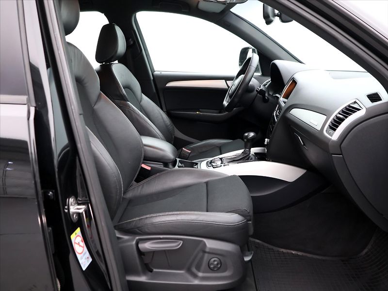 Audi Q5 3.0 TDI 180kW Quattro S-Tronic - fotka 11 z 38