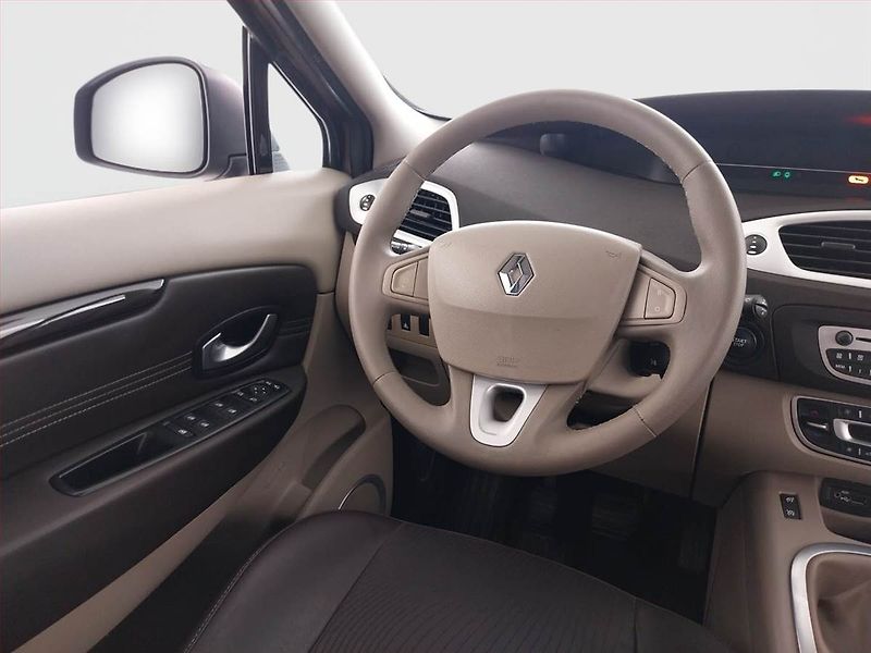 Renault Scénic (2009) 1.4 TCe, po STK, Tažné - fotka 7 z 23