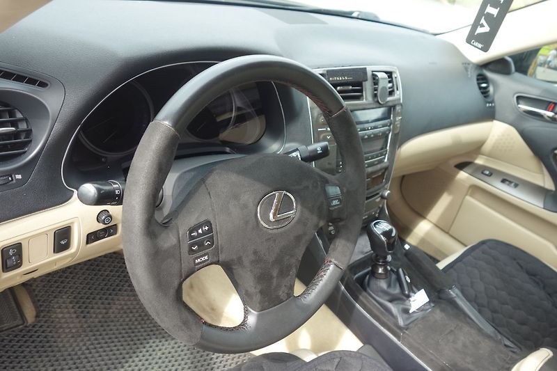 Lexus Ostatní 220 2,2D ČR SERVISOVÁNO !! ! - fotka 16 z 29