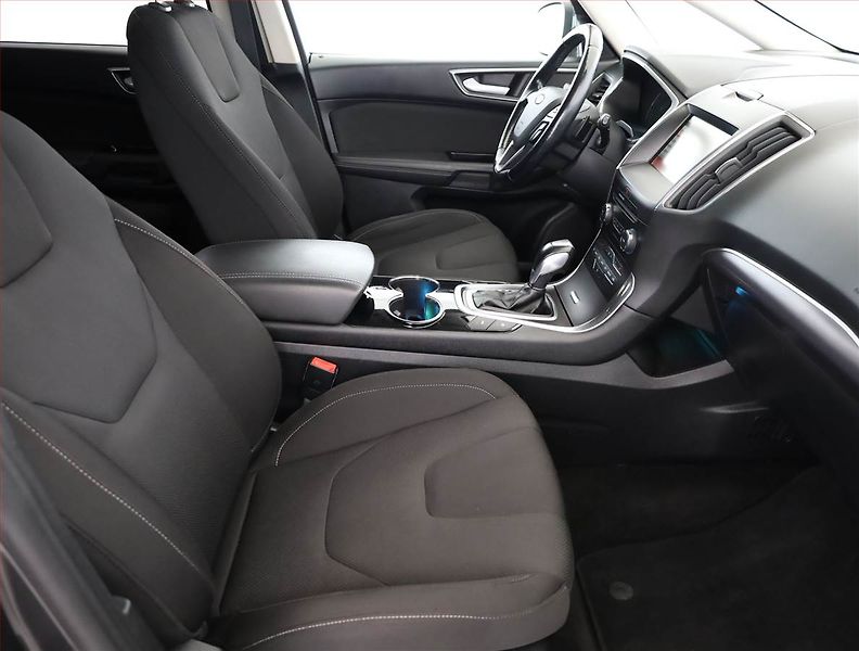 Ford S-MAX (2015) 2.0 TDCi, Automat, Navi - fotka 7 z 20