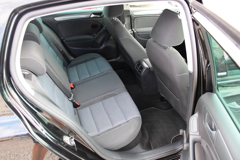 Volkswagen Golf (2012) 1,2TSI STYLE KLIMA TEMPOMAT AL - fotka 12 z 23