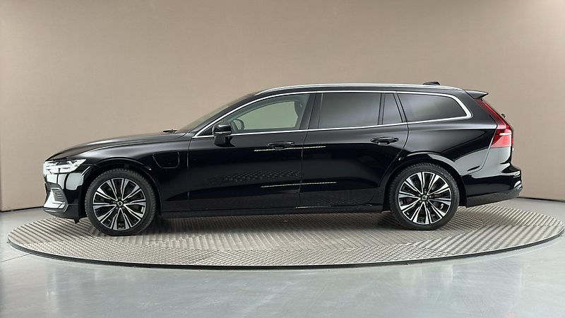 Volvo V60 2.0 T6 AUT AWD Recharge Plus B - fotka 4 z 27