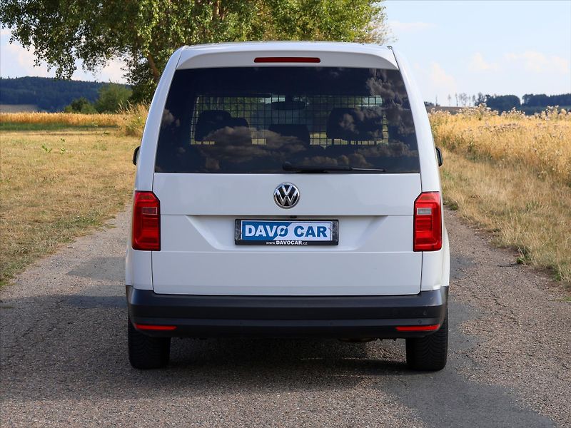 Volkswagen Caddy 2,0 TDI 75kW DSG Maxi Navi - fotka 6 z 31