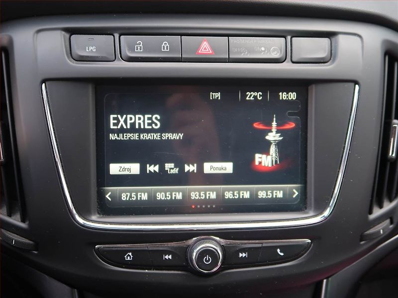 Opel Zafira (2017) 1.4 Turbo, LPG, 7 míst - fotka 12 z 21