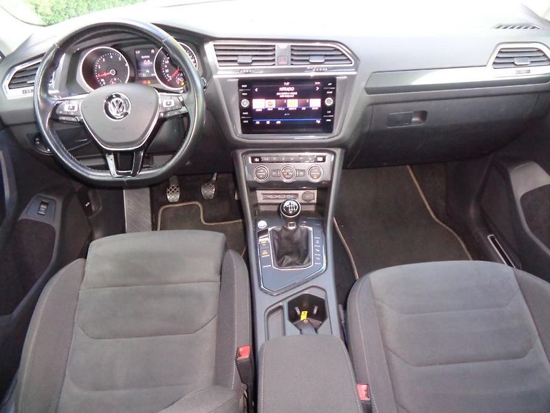 Volkswagen Tiguan 1.5 TSI MARATON EDITION - fotka 12 z 28