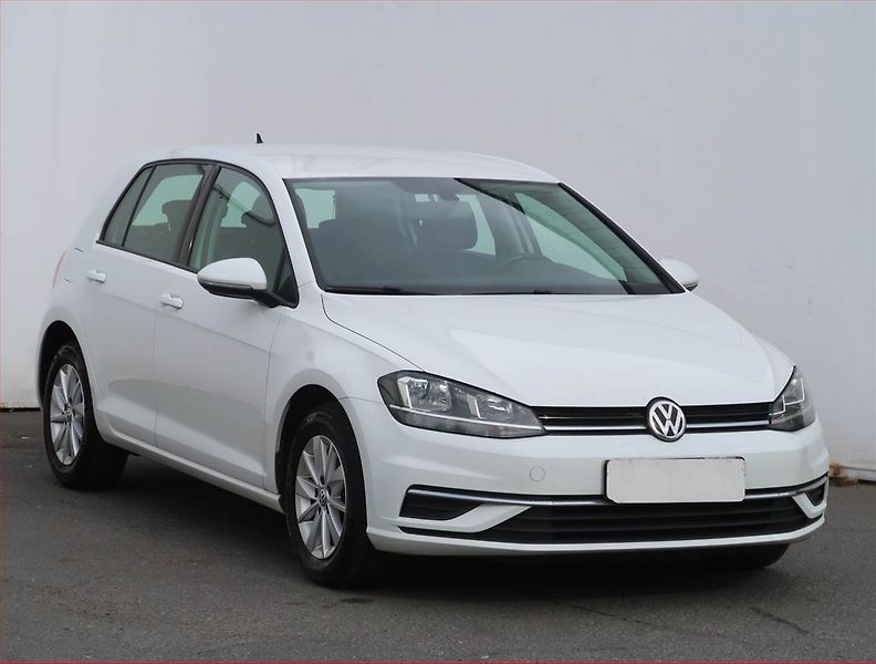Volkswagen Golf (2018) Comfortline 1.4 TSI, Tempomat - fotografie inzerátu