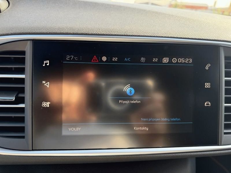 Peugeot 308 (2019) SW GT LINE 1,2 130K - fotka 14 z 45