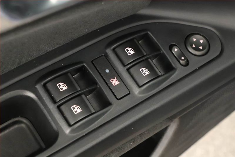 Fiat Tipo (2019) 1.6 MultiJet, Automat - fotka 9 z 20