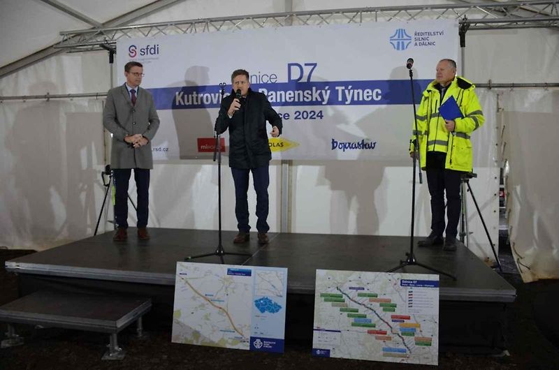 Slavnostní zahájení stavby dalšího úseku dálnice D7 se konalo v pátek 6. prosince v Třebízi.