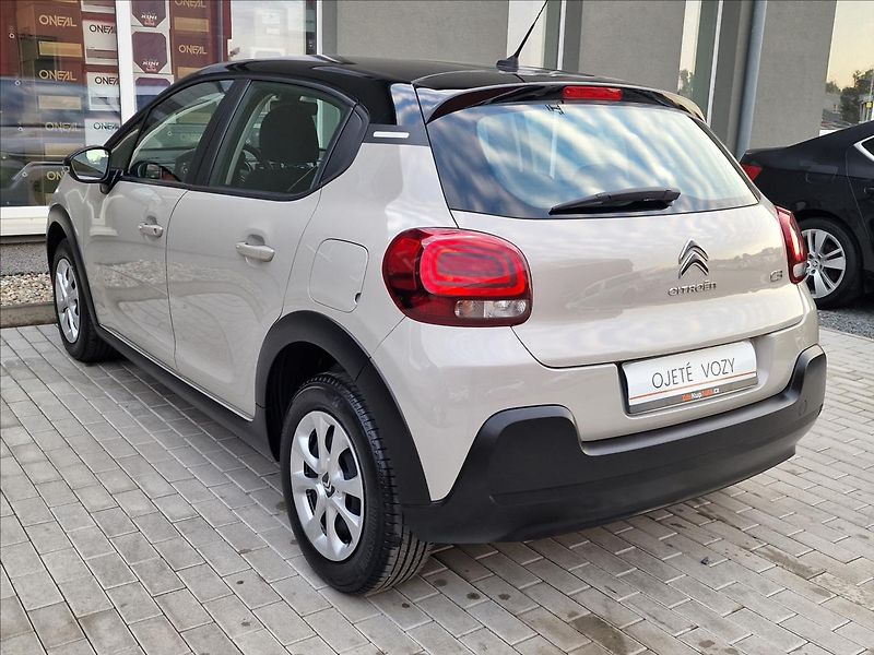 Citroën C3 1.2 PureTech Feel,ČR,1.Maj. - fotka 8 z 47