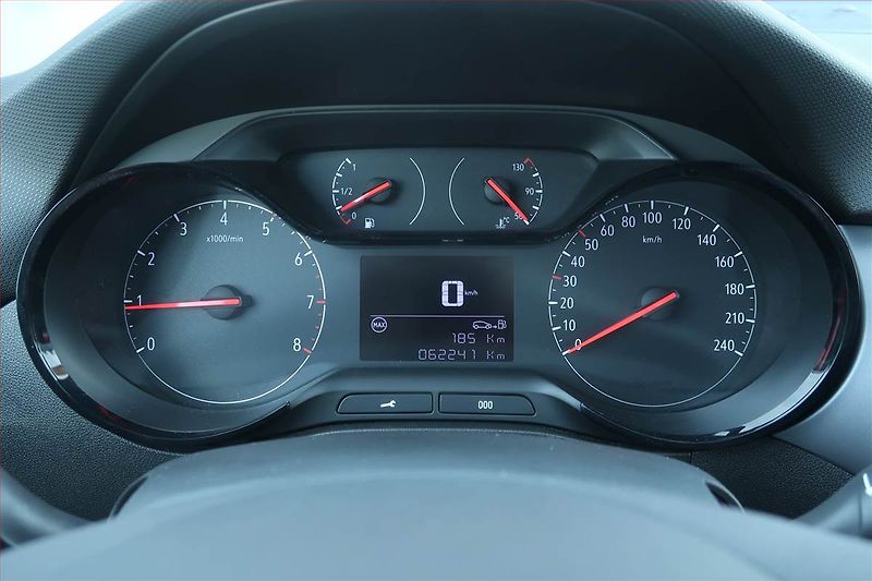 Opel Crossland X (2022) 1.2 Turbo, Serv.kniha - fotka 11 z 20
