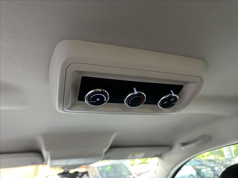 Fiat Freemont 2,0 CROSS 4x4 AUTOMAT - fotka 27 z 32