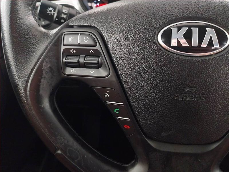 Kia Ceed (2016) 1.6 CRDi, Automat, Serv.kniha - fotka 16 z 19