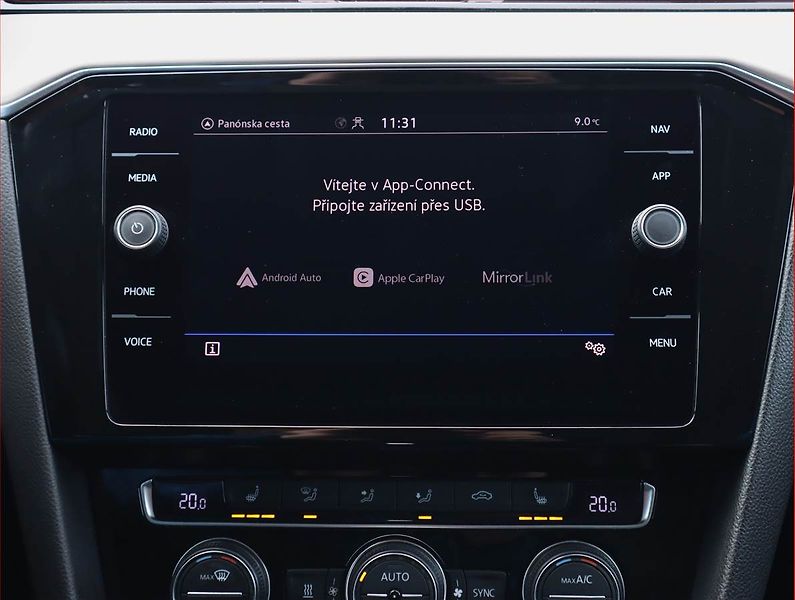 Volkswagen Passat (2019) 2.0 TDI - fotka 19 z 23
