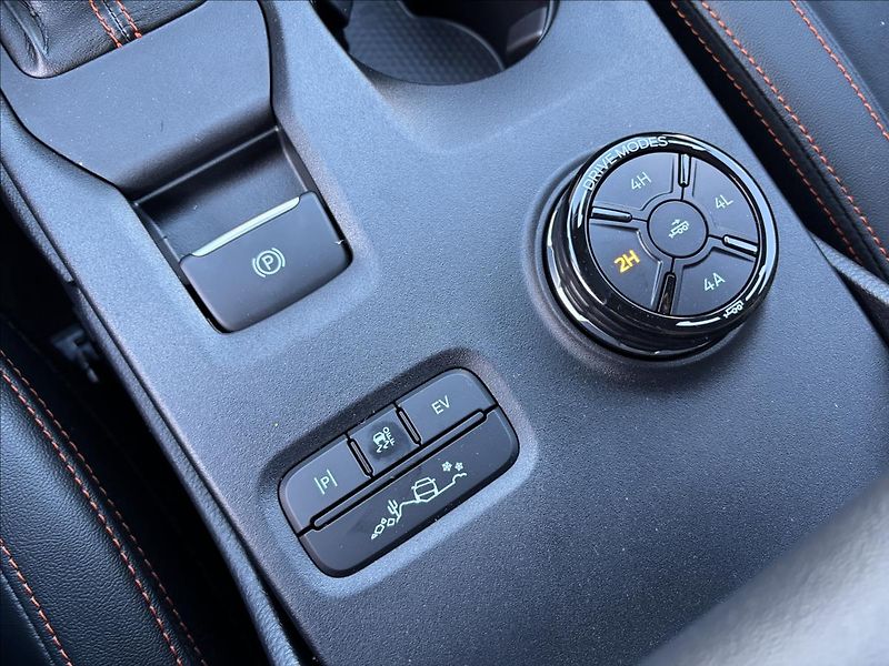 Ford Ranger 2,3 PHEV 207kW Wildtrak DPH - fotka 34 z 42