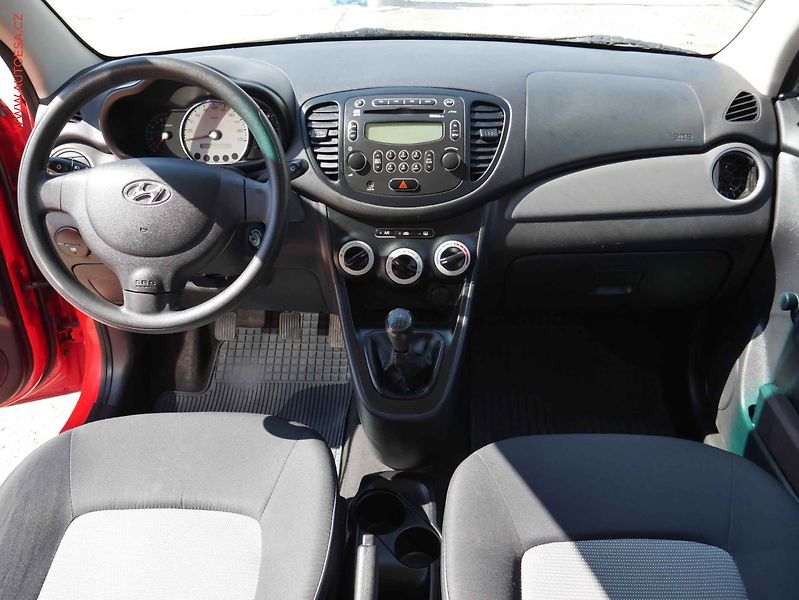 Hyundai i10 (2010) 1.1i, ČR, AC - fotka 7 z 16