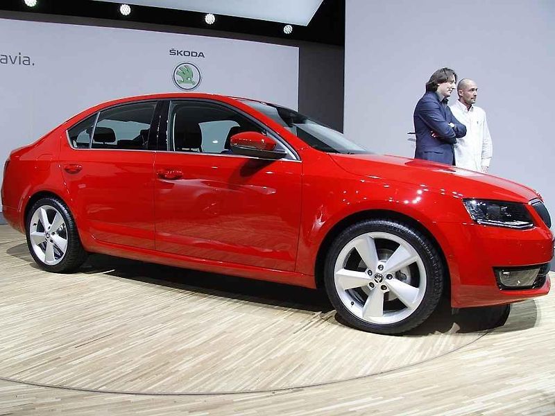 Společnost Škoda Auto představila 11. prosince v Mladé Boleslavi třetí generaci stěžejního modelu Octavia. Vyrábět se má v příštím roce a světovou premiéru si odbude na začátku března na autosalonu v Ženevě.