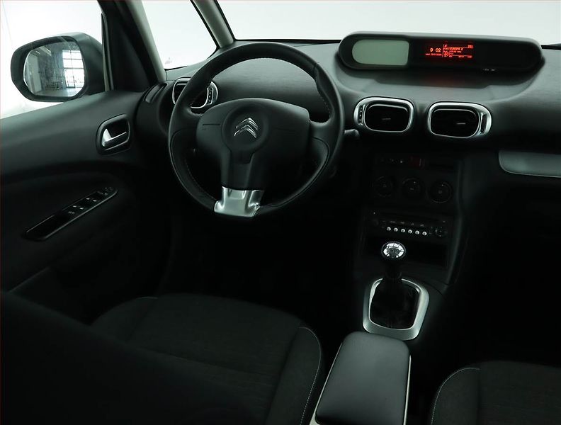 Citroën C3 Picasso (2017) 1.4 i, Serv.kniha, Tempomat - fotka 7 z 15