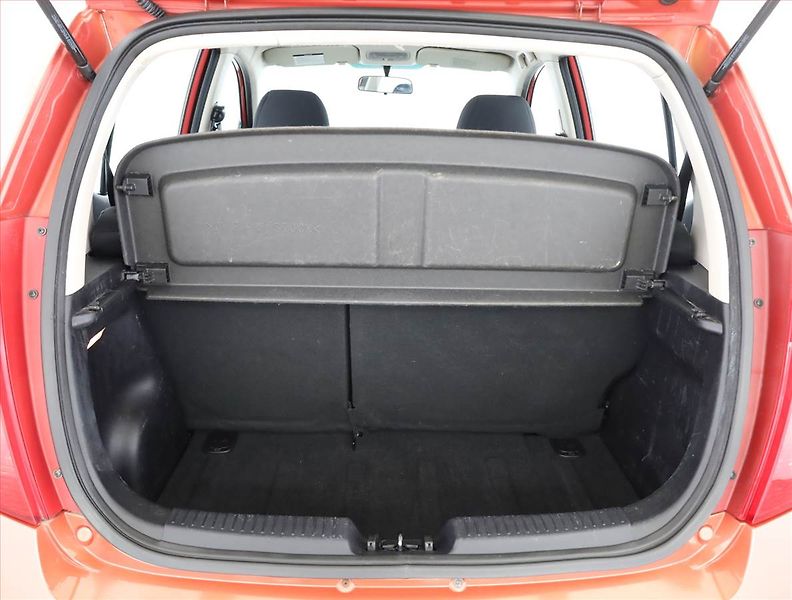 Hyundai i10 (2008) 1.1, po STK, jezdí výborně - fotka 12 z 12