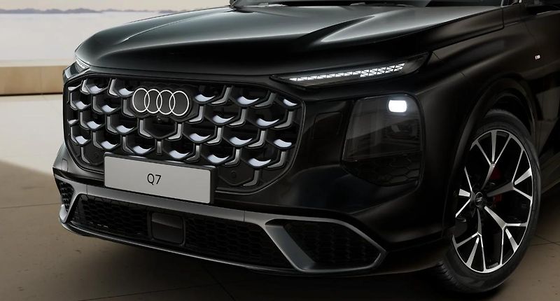 Audi Q7 TDI Q 220kW MAXvýb 10/2026 - fotka 5 z 10