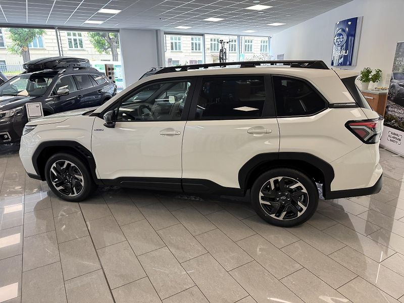 Subaru Forester (2026) Comfort Navi Lineartronic - fotka 2 z 22
