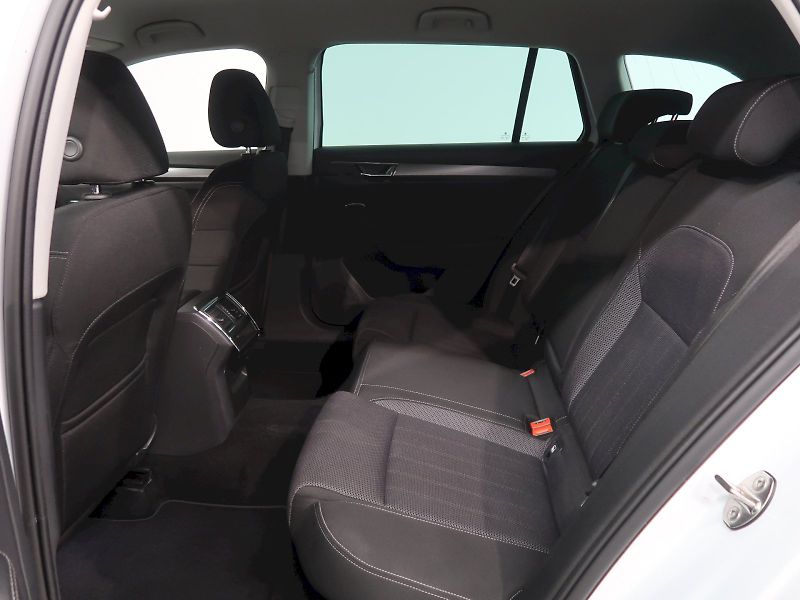 Škoda Superb (2021) STYLE PLUS 2.0TDI 147KW DSG 4x - fotka 16 z 40