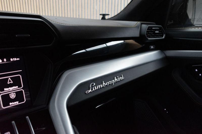 Lamborghini Urus 4.0 V8 650 PS AIR*B&O*DPH* - fotka 36 z 52