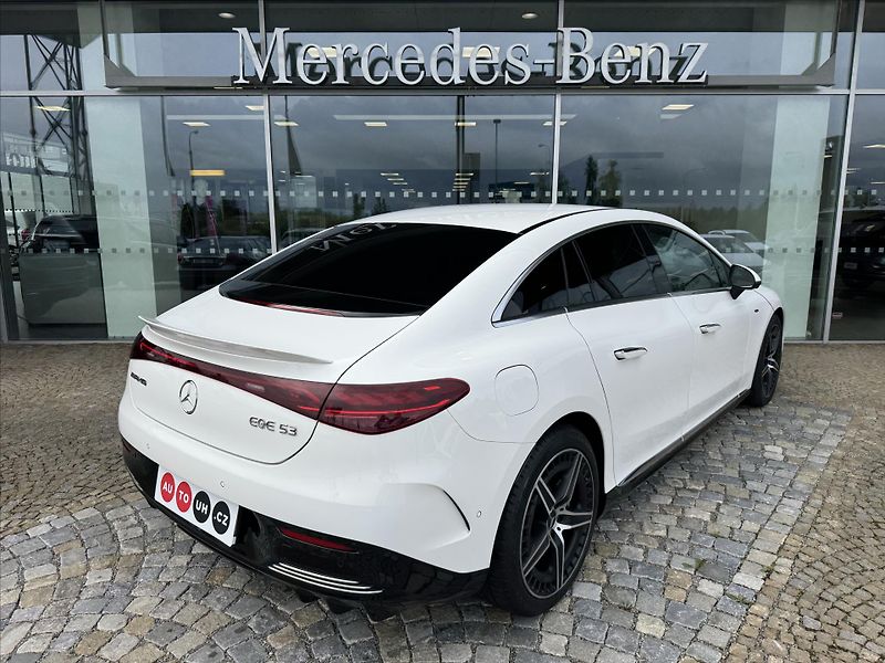 Mercedes-Benz EQE 53 AMG 4M - fotka 28 z 38