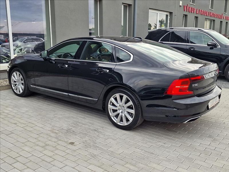 Volvo S90 D5 173kW Inscription,původ ČR - fotka 7 z 50