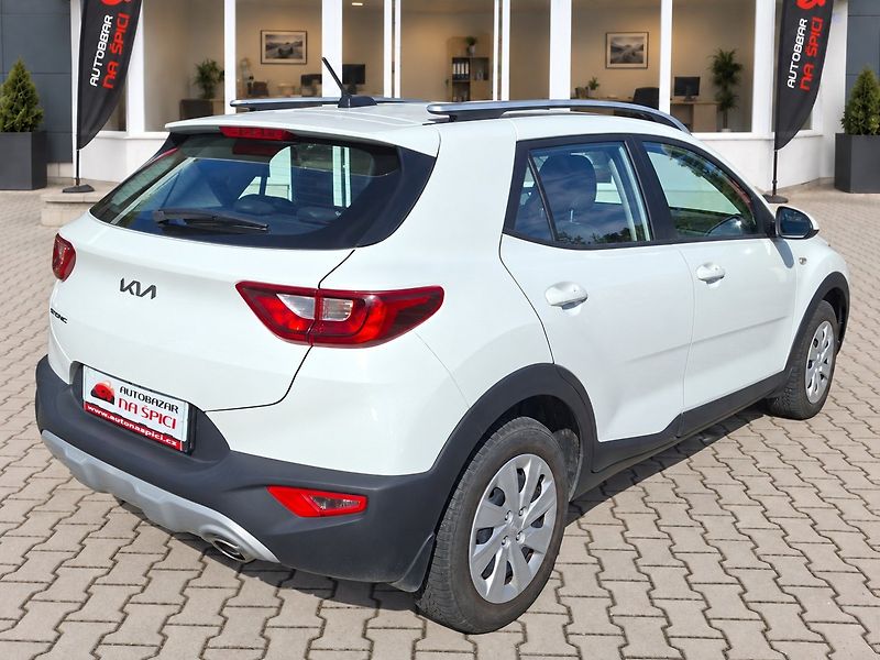 Kia Stonic (2021) 1.2i 61kW COMFORT -1.MAJITEL - fotka 7 z 30